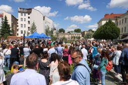 bs-230702-img_2120.jpg-Park, Szymborska