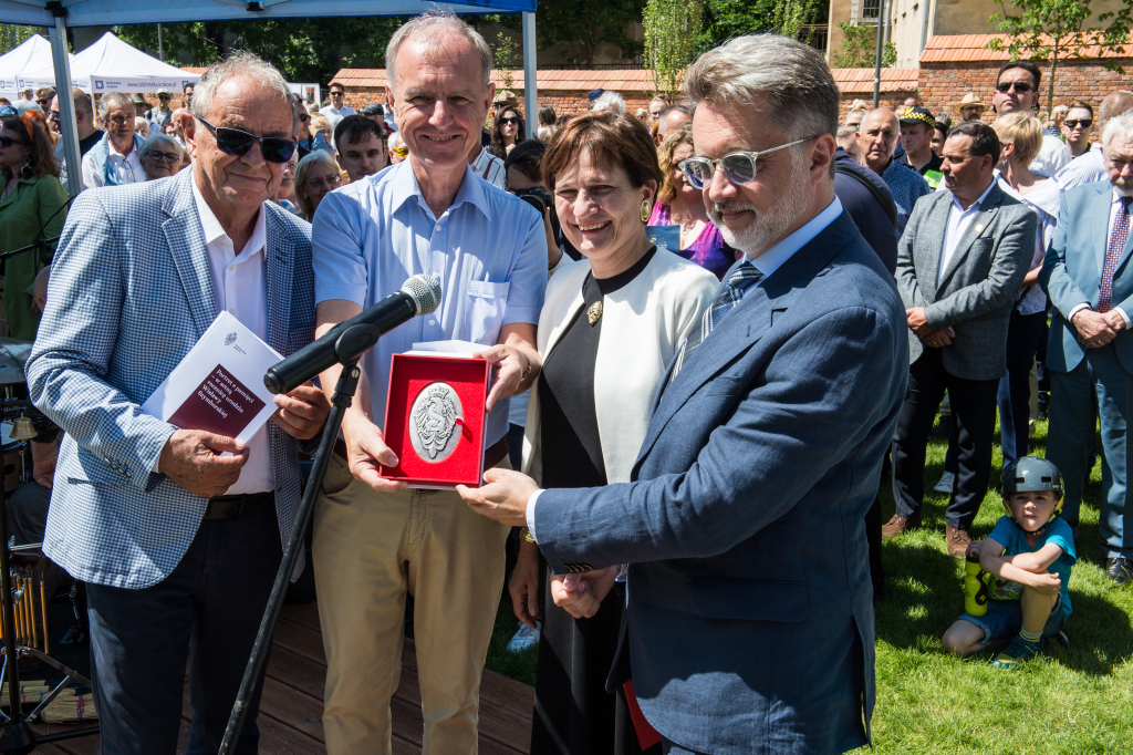 jg1_230702_dsc_9263.jpg-Park, Szymborska  Autor: B. Świerzowski