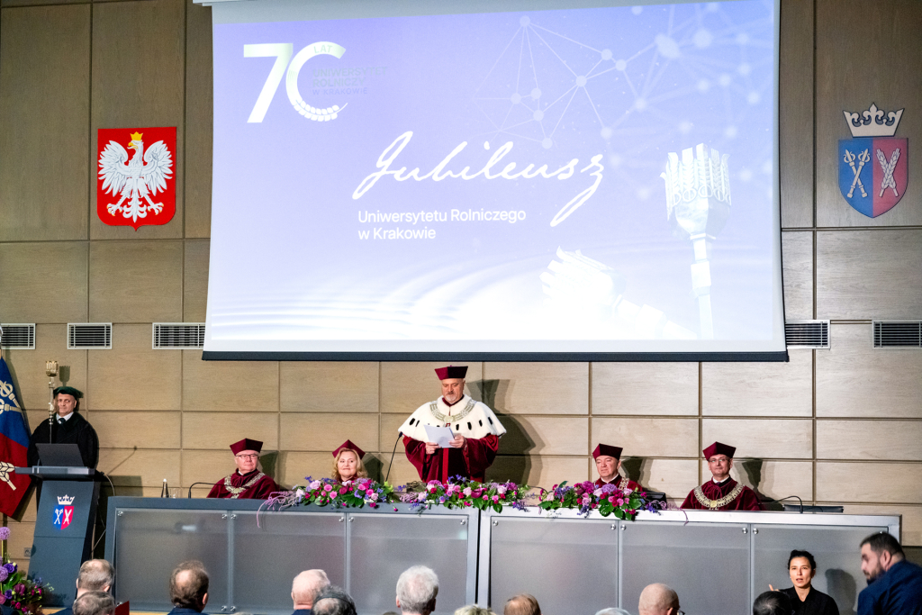 umk_20_020_fot. piotr wojnarowski.jpg-Jubileusz 70. lat, 70 lat, Uniwersytet Rolniczy, Kośmider  Autor: P. Wojnarowski