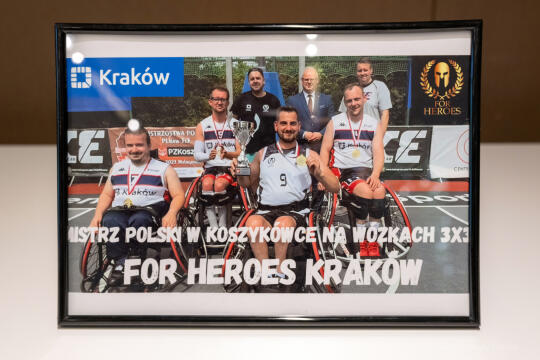 umk_4109.jpg-koszykówka, 3x3, spotkanie, Pawilon Wyspiańskiego, Majchrowski, Mistrzowie Polski