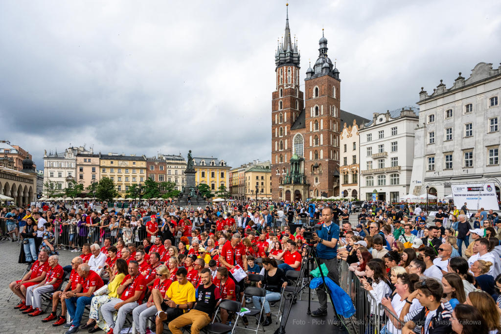 Daniec, maluchy, małe fiaty, Sonik, Zasada, Rynek, dla dzieci, Monte Carlo, Majchrowski, dla dzieci  Autor: P. Wojnarowski