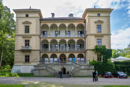 umk_5690.jpg-Anne Schmidt-Riou, Willa Decjusza, pożegnanie, konsul, Majchrowski, Francja