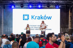 jg_230708_oto_1950.jpg-cup, kozioł