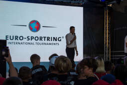 jg_230708_oto_1991.jpg-cup, kozioł