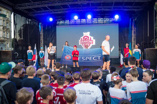 jg_230708_oto_2028.jpg-cup, kozioł