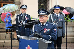 awanse,  Fryczek, Kraków, Mały Rynek, odznaczenia, pokrywa, Policja, święto policji, Nowak