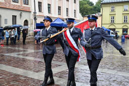 awanse,  Fryczek, Kraków, Mały Rynek, odznaczenia, pokrywa, Policja, święto policji, Nowak