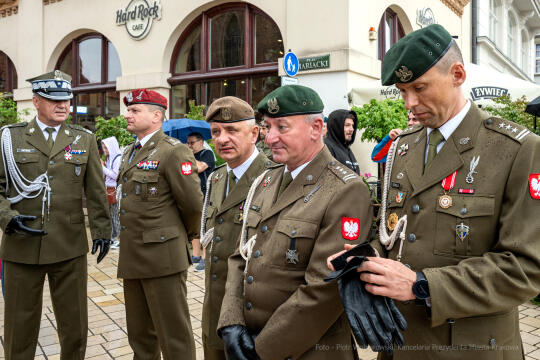 1 sierpnia, rocznica Powstania Warszawskiego, Rynek Główny, godzina W