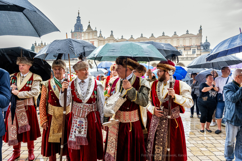 1 sierpnia, rocznica Powstania Warszawskiego, Rynek Główny, godzina W  Autor: P. Wojnarowski