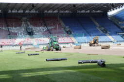 4c.jpg-Nowa murawa na pożegnanie Kuby Błaszczykowskiego