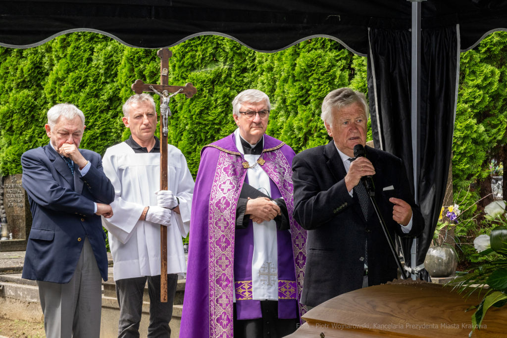 cmentarz, Kraków, pochówek, pogrzeb, Salwator, Solidarność, Starmach, Teresa, wiceprezydent  Autor: P. Wojnarowski