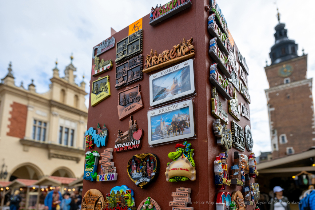 targi, sztuka, ludowa, rzemiosło, rękodzieło, Słowacja, Muzyk, orzeł pustynny, Rynek, konsul  Autor: P. Wojnarowski