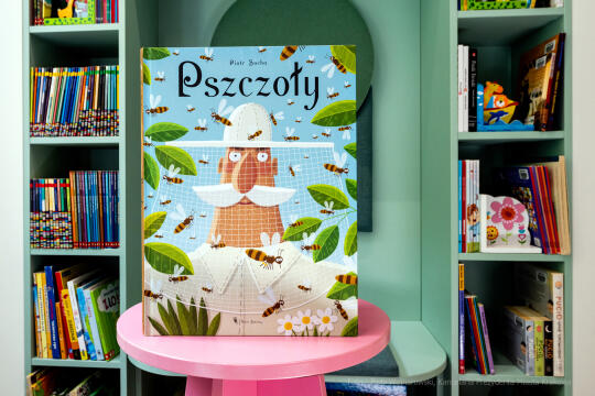 Biblioteka, Całus, czyta, Ewa, Filia 8, Kraków, prezydent, pszczoły, Zielona półka