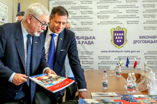 ac1v7718.jpg-Drohobycz, wizyta, Majchrowski, Zientara, Honorowe, obywatelstwo