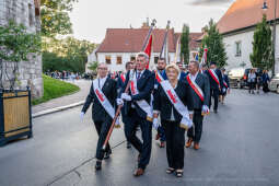 Solidarność, Porozumienia Sierpniowe, kwiaty, złożenie, Krzyż, Katyński, Fryczek, strażnik, u