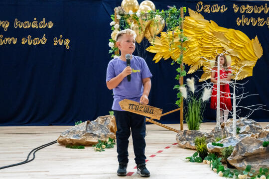 Szkoła, nr 20, Agatowa, Złocień, otwarcie, Majchrowski, dzieci, Komarewicz, Korfel-Jasińska