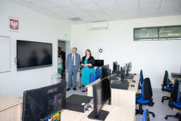 Szkoła, nr 20, Agatowa, Złocień, otwarcie, Majchrowski, dzieci, Komarewicz, Korfel-Jasińska