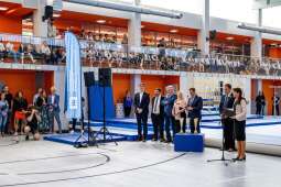 otwarcie, szkoła, hala, sportowa, ZIS, Kowal, Korfel-Jasińska, dzieci, gimnastycy