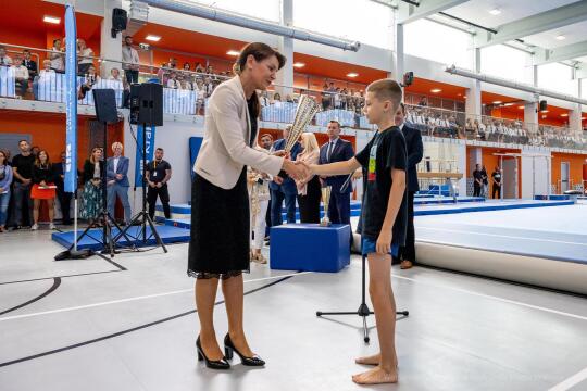 otwarcie, szkoła, hala, sportowa, ZIS, Kowal, Korfel-Jasińska, dzieci, gimnastycy