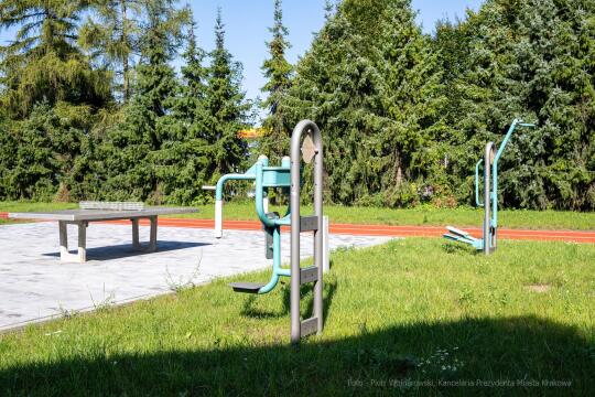 otwarcie, szkoła, hala, sportowa, ZIS, Kowal, Korfel-Jasińska, dzieci, gimnastycy