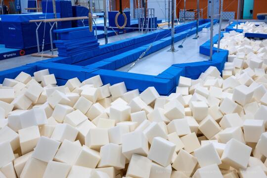 otwarcie, szkoła, hala, sportowa, ZIS, Kowal, Korfel-Jasińska, dzieci, gimnastycy