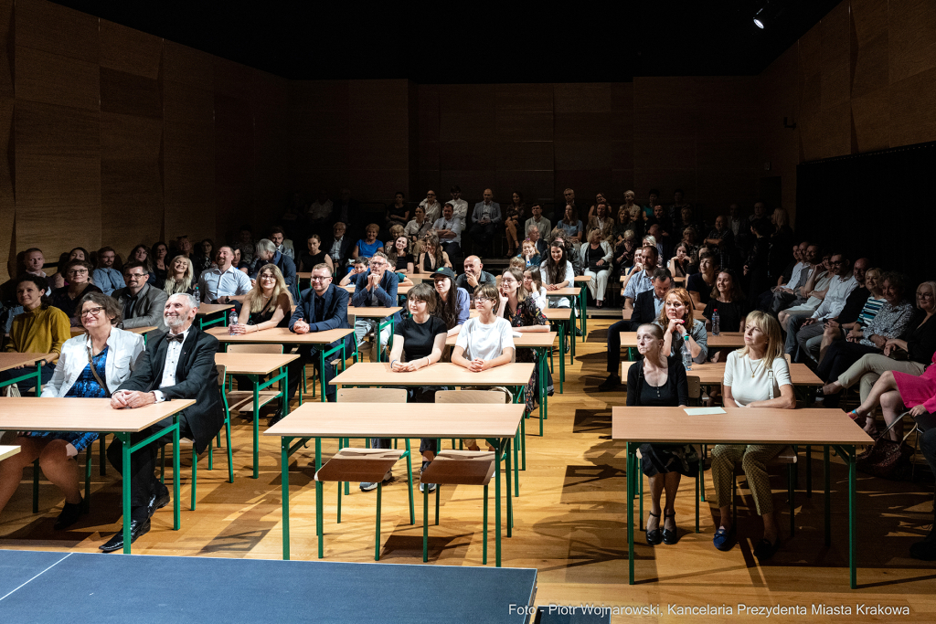 Otwarcie, Teatr Ludowy, spektakl, Teatralny Instytut Młodych, Majchrowski, uroczystość, TIM  Autor: P. Wojnarowski