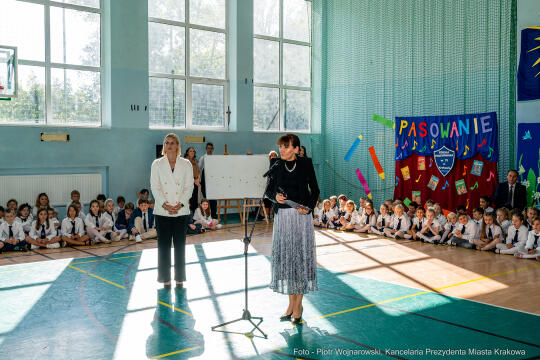 Szkoła Podstawaowa nr 72, Modrzewiowa, ślubowanie, nowe skrzydło, dzień patrona, Korfel-Jasińsk