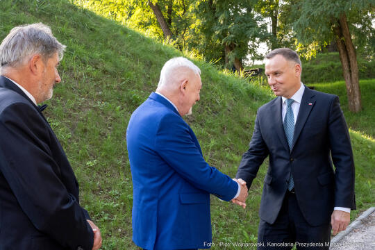 harcerze, Duda, Andzrej, prezydent, Majchrowski, otwarcie, Muzeum, Centrum Ruchu Harcerskiego, skauc