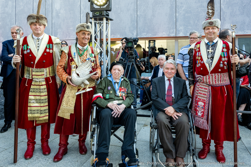 harcerze, Duda, Andzrej, prezydent, Majchrowski, otwarcie, Muzeum, Centrum Ruchu Harcerskiego, skauc  Autor: P. Wojnarowski