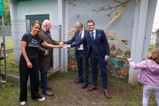 bs-230930-img_0399.jpg-Skwer, Husarscy, Kośmider