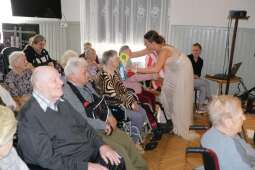 dscf4794.jpg-Międzynarodowy Dzień Seniora 2023 na Helclów