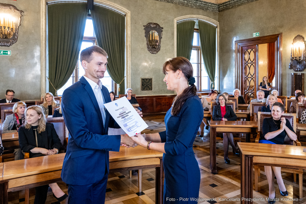 nagroda prezydenta, nagrody prezydenta, nauczyciele, szkoły ponadpodstawowe, pozostałe placówki,   Autor: P. Wojnarowski