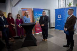 21.jpg-Sala sensoryczna od KHK SA dla SP 142