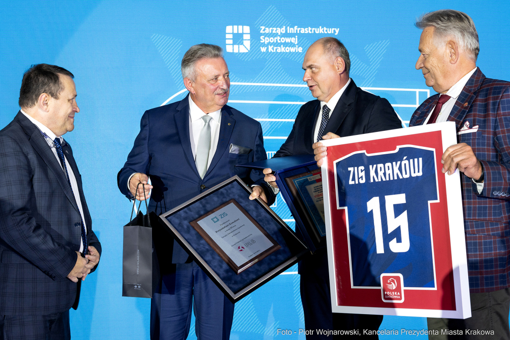 Zarząd Infrastruktury Sportowej, ZIS, Kowal, Korfel-Jasińska, Kulig, sprt, jubileusz, 15 lat, Wis�  Autor: P. Wojnarowski