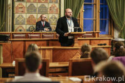 fr_20231018_0394.jpg-Pierwsza sesja XI kadencji Młodzieżowej Rady Krakowa