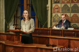 fr_20231018_0431.jpg-Pierwsza sesja XI kadencji Młodzieżowej Rady Krakowa