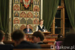 fr_20231018_0582.jpg-Pierwsza sesja XI kadencji Młodzieżowej Rady Krakowa