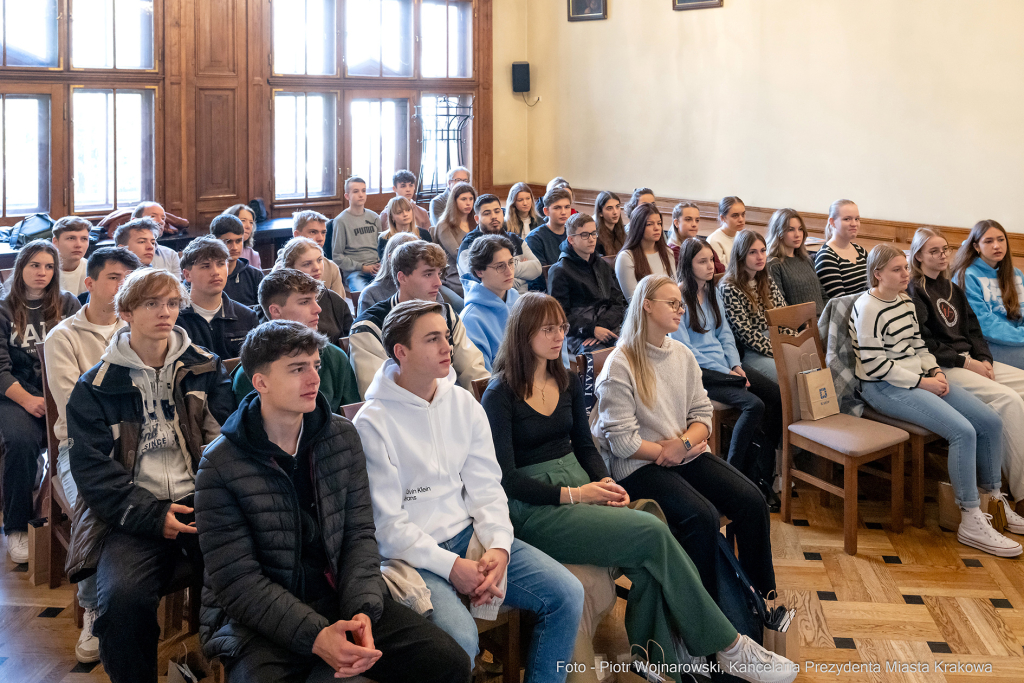 młodzież, niemcy, Nina Gabryś-Janowska, spotkanie, uczniowie, Humpis-Schule, Ravensburg  Autor: P. Wojnarowski