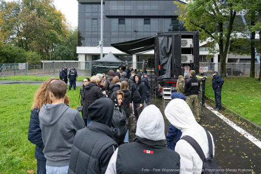 Escapetruck, inauguracja, Wisła, przemoc, gra, Niderlandy, ambasador