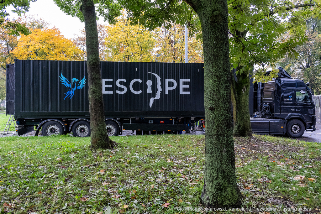 Escapetruck, inauguracja, Wisła, przemoc, gra, Niderlandy, ambasador_copy