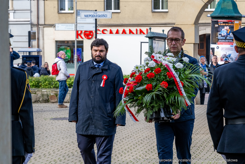 uroczystość, 105. rocznica wyzwolenia Krakowa, Straż Miejska, ślubowanie, Majchrowski, Buszek, m  Autor: P. Wojnarowski