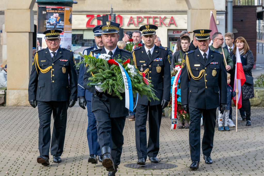 uroczystość, 105. rocznica wyzwolenia Krakowa, Straż Miejska, ślubowanie, Majchrowski, Buszek, m  Autor: P. Wojnarowski