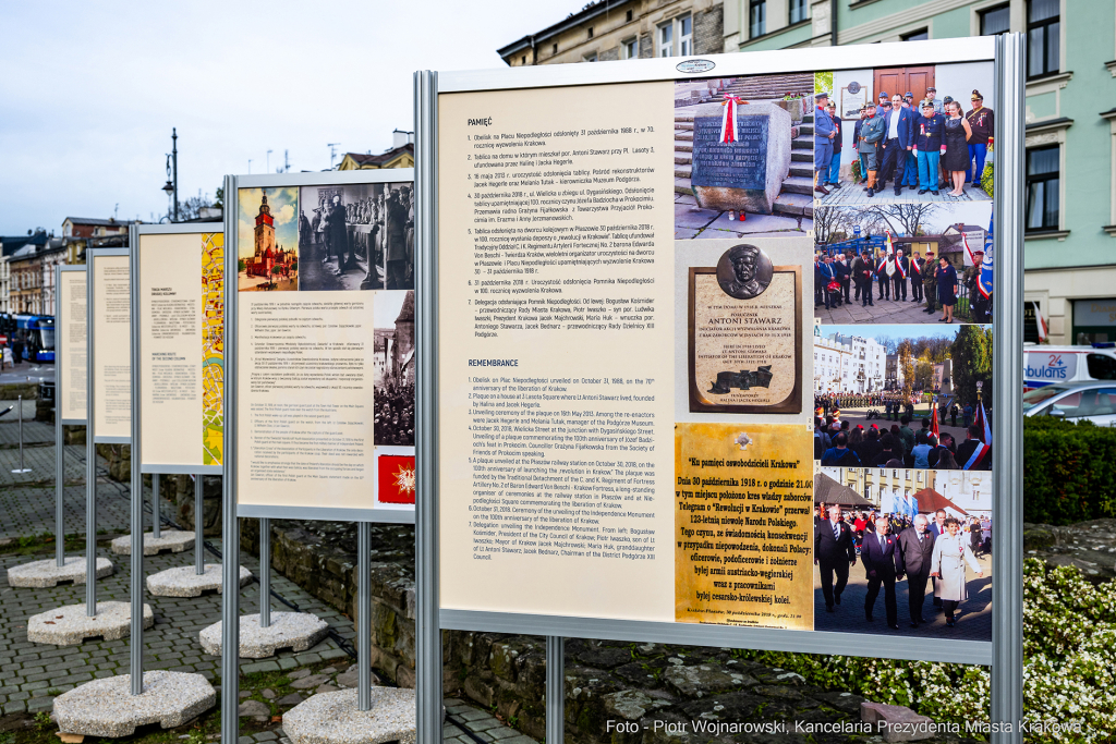 uroczystość, 105. rocznica wyzwolenia Krakowa, Straż Miejska, ślubowanie, Majchrowski, Buszek, m  Autor: P. Wojnarowski