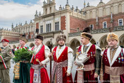 105. rocznica wyzwolenia Krakowa, Kraków, zabory, wyzwolenie, kwiaty, wieńce, złożenie, wieża r