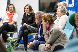 jg1_231104_202a1714.jpg-Spotkanie prezydenta Kuliga z kobietami