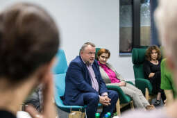 jg1_231104_202a1623.jpg-Spotkanie prezydenta Kuliga z kobietami