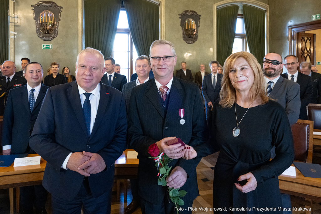 Kraków, Otofotokronika, Urząd Miasta Krakowa, UMK, Inspektorat Nadzoru Budowlanego w Krakowie, św  Autor: P. Wojnarowski