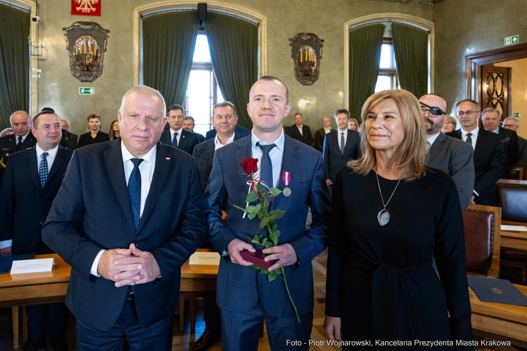 Kraków, Otofotokronika, Urząd Miasta Krakowa, UMK, Inspektorat Nadzoru Budowlanego w Krakowie, św  Autor: P. Wojnarowski