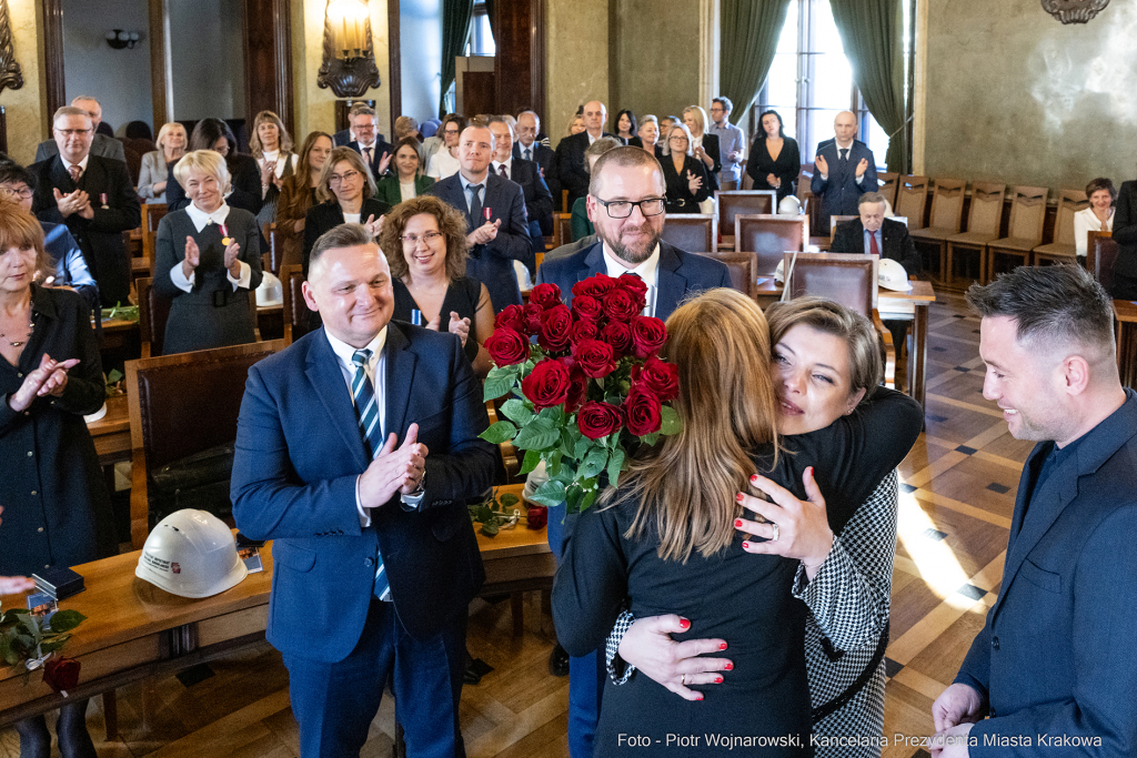 Kraków, Otofotokronika, Urząd Miasta Krakowa, UMK, Inspektorat Nadzoru Budowlanego w Krakowie, św  Autor: P. Wojnarowski