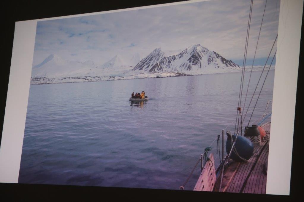 dscf5208.jpg-Z wirtualna wizytą na Spitsbergenie z wolontariuszami z Organizacji Serve the City.